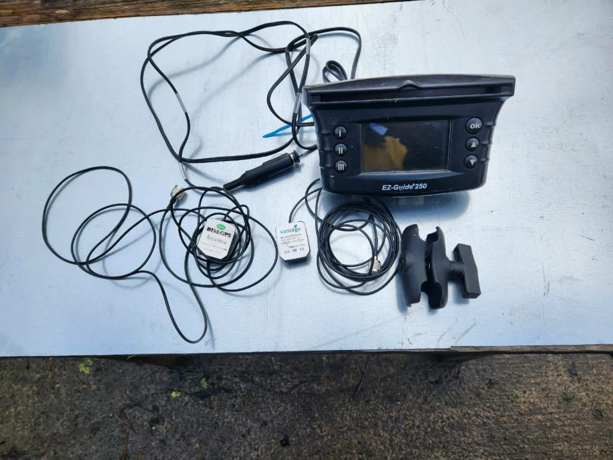 Tractor GPS - Image 1