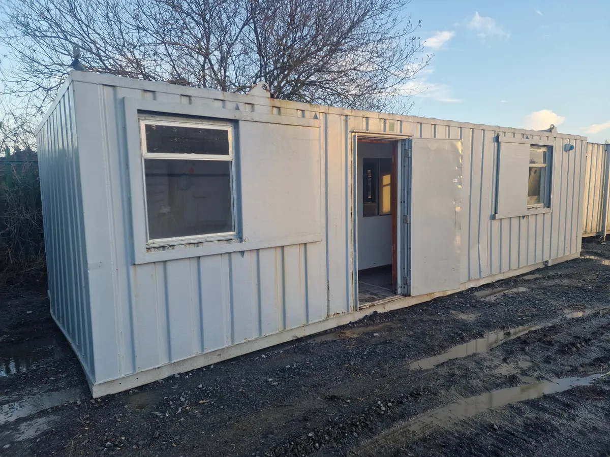 Containers & Toilet Blocks For Auction - Image 2