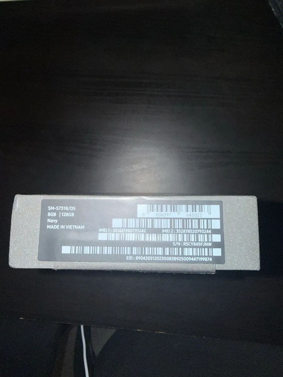 Samsung S25 FE 128GB Navy Unused - Image 4