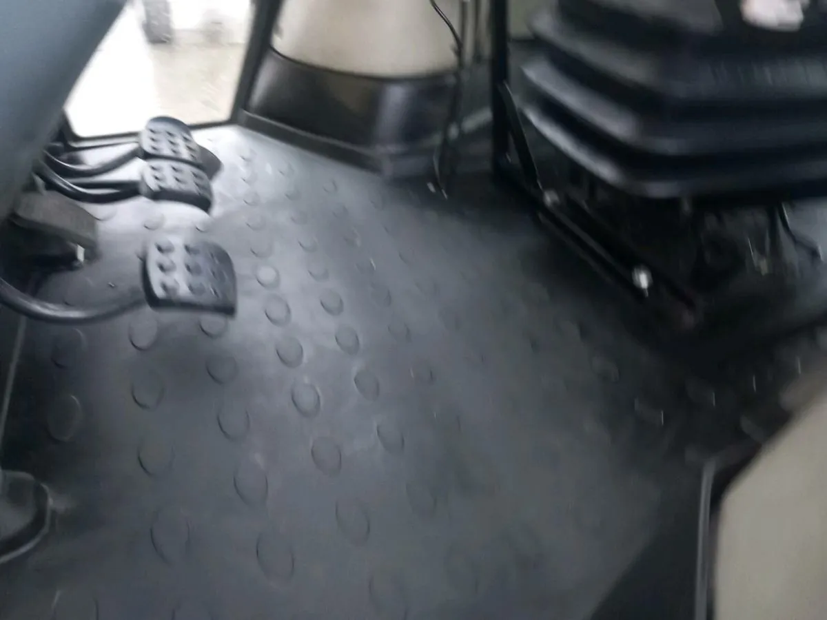 Valtra 130 Great condision - Image 3