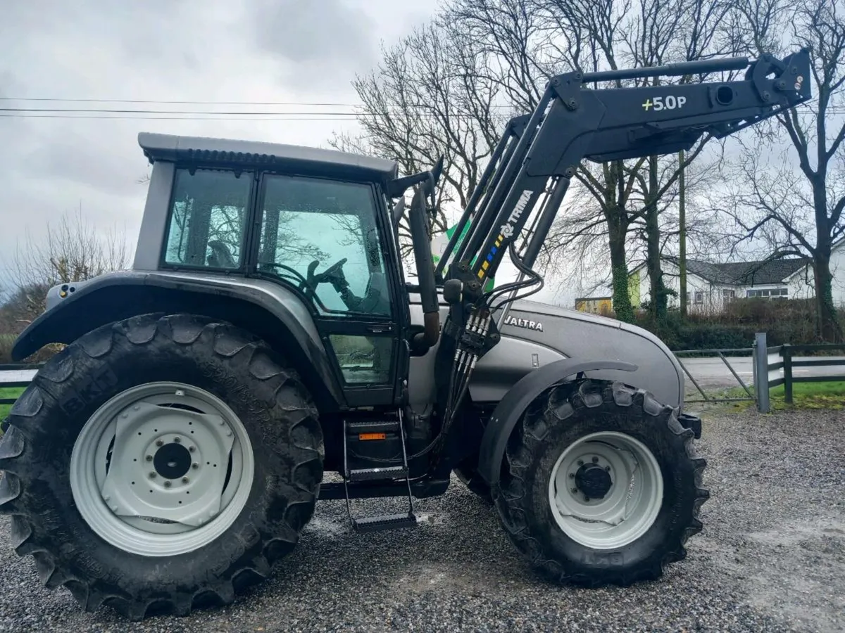 Valtra 130 Great condision - Image 2