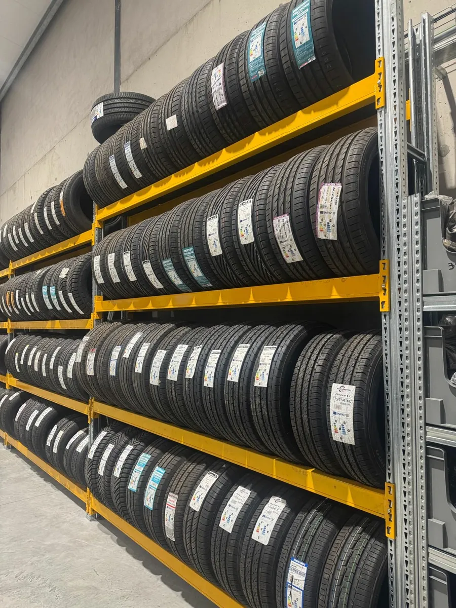 Large variety of tyre racking - Image 3