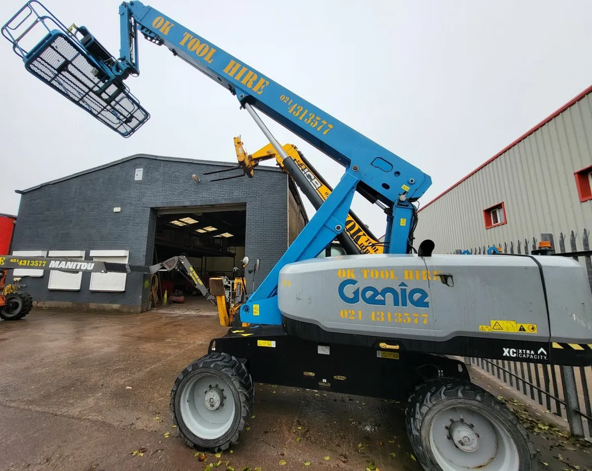 Electric Scissors Lifts & Hoists - Image 1