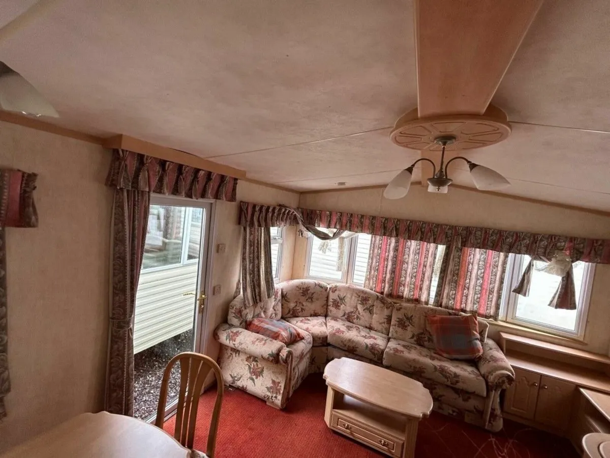 Willerby Leven 35x12 - 2 Bedroom - Image 3