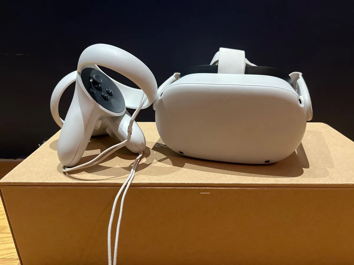 Oculus quest 2 128gb - Image 2