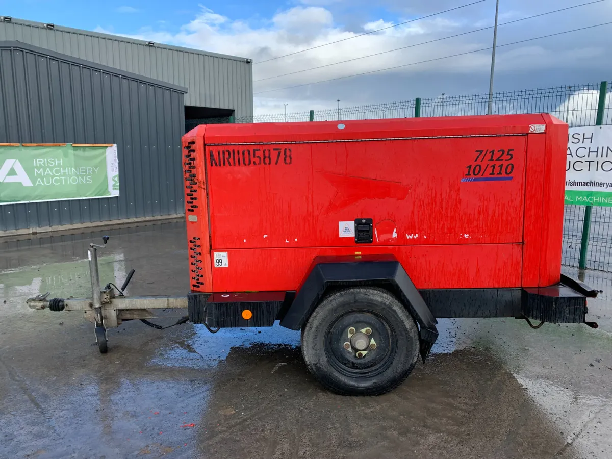 BID ONLINE NOW - UNRESERVED DOOSAN 400CFM COMPRESS - Image 2