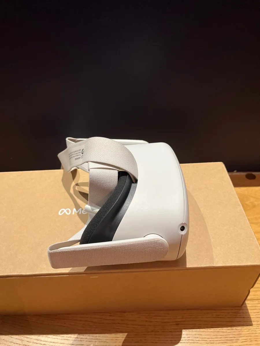 Oculus quest 2 128gb - Image 3