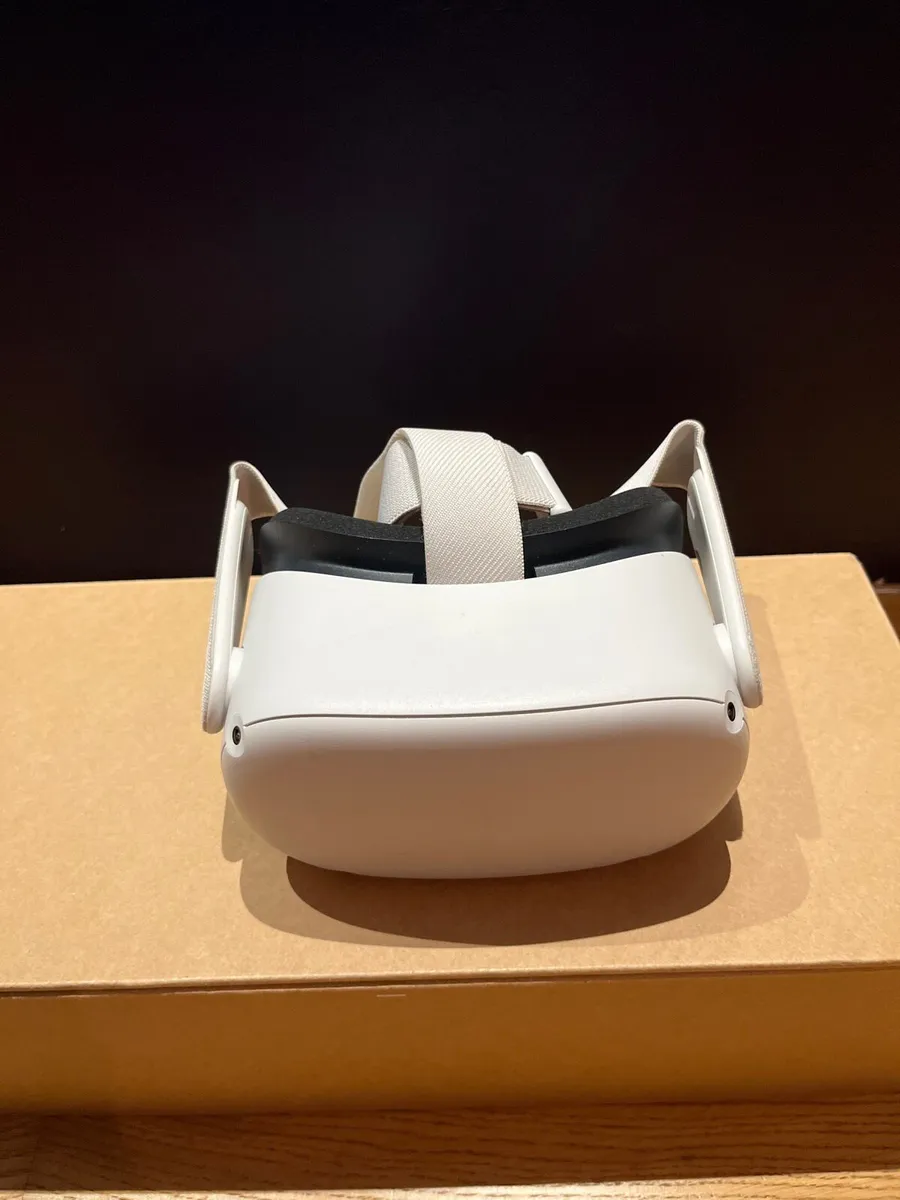 Oculus quest 2 128gb - Image 4