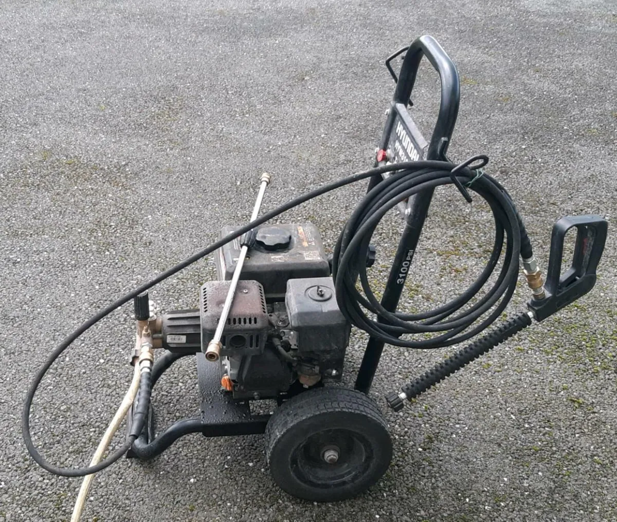 Petrol power washer for sale. - Image 3
