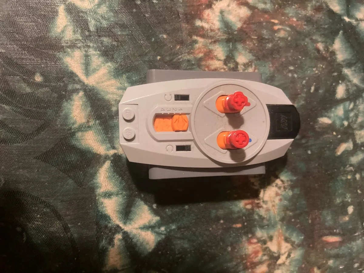 Collection of vintage Lego free postage - Image 4