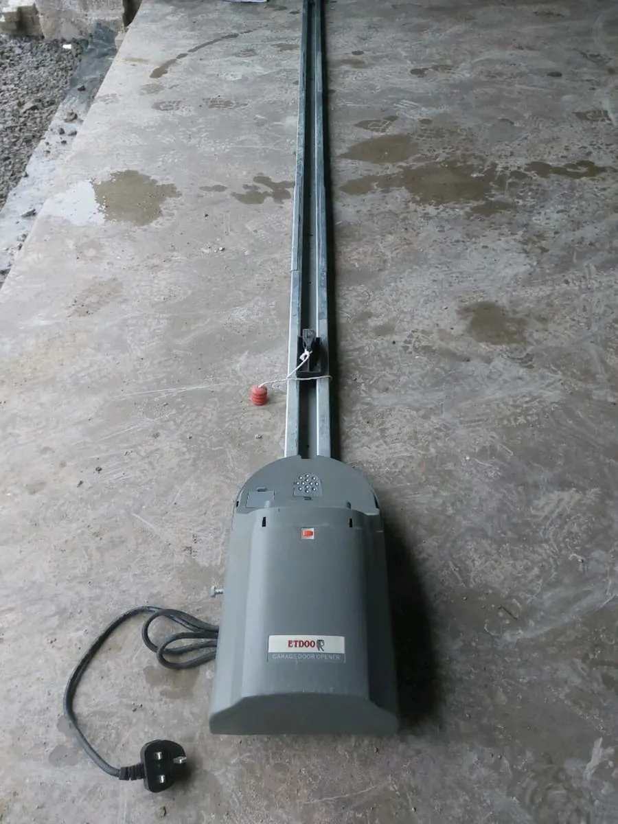 Garage door - Image 4