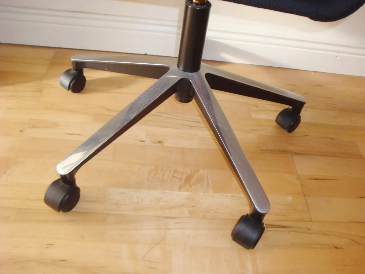 Armless office chair - Image 3