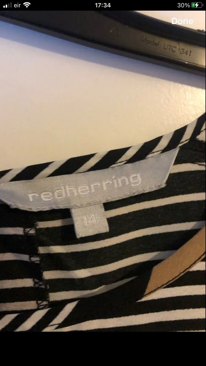 Ladies stunning top size 14 €5 - Image 3