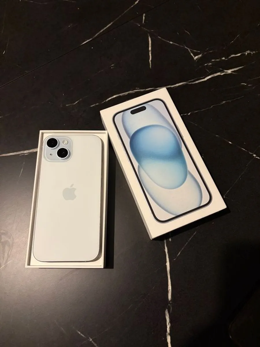 iPhone 15 - Image 1