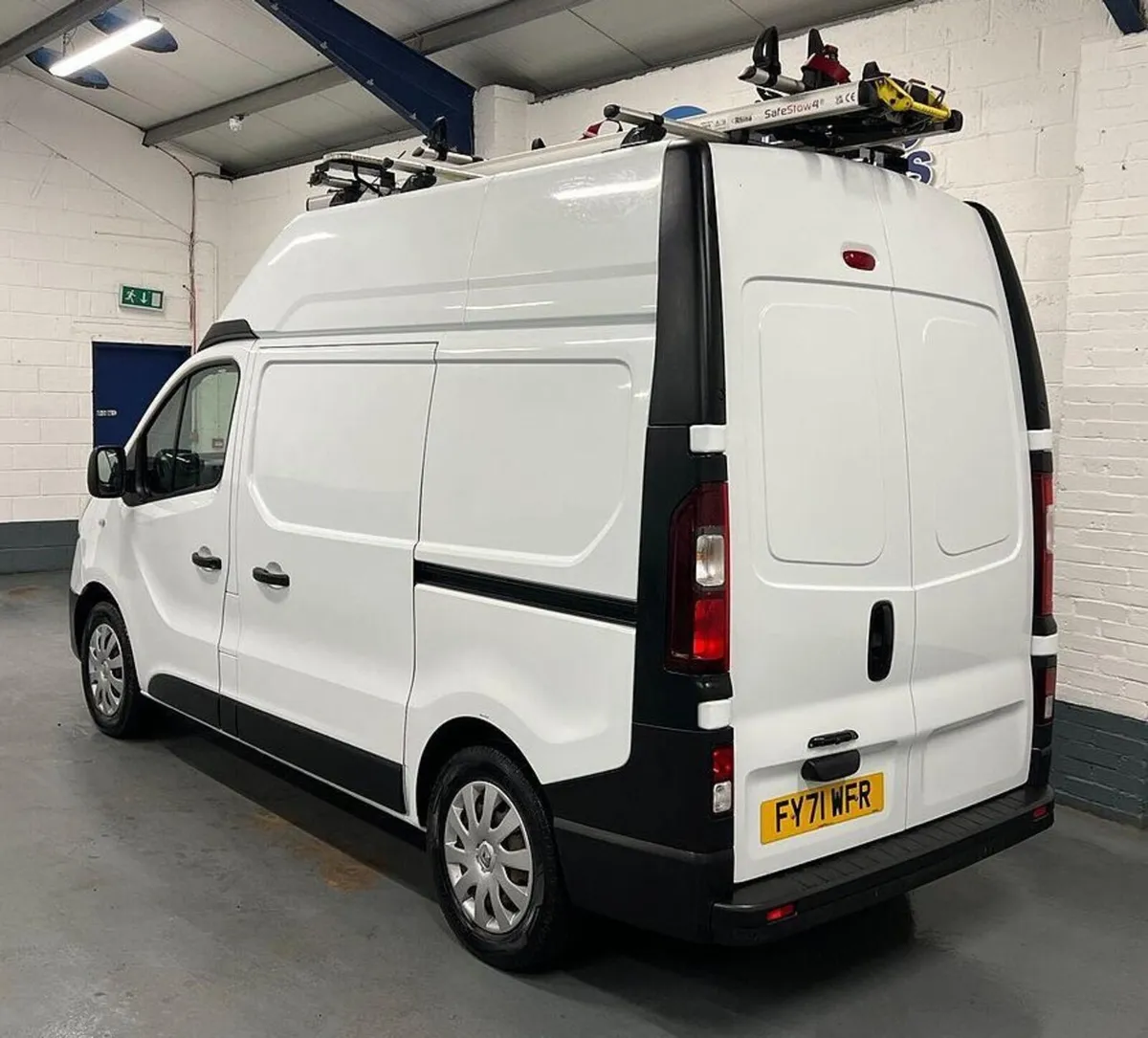 2021 Renault Trafic High Roof Panel Van - Image 2