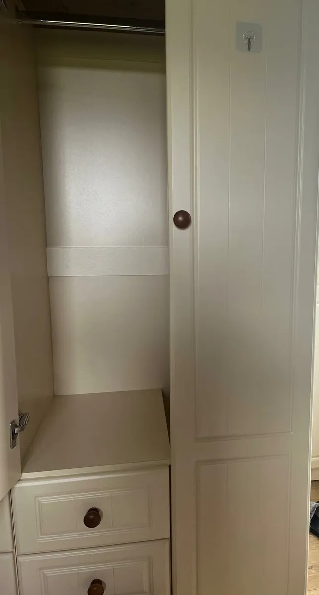 Wardrobe - Image 2
