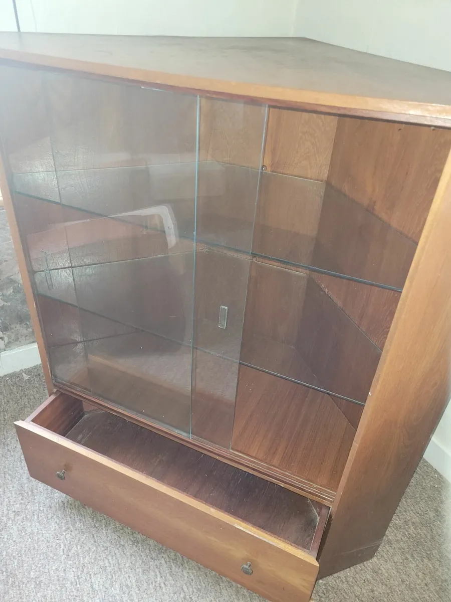 Display cabinet - Image 2