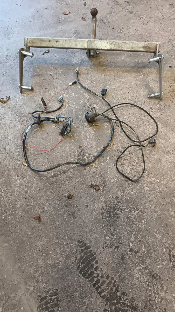 Hitch for Dacia Duster - Image 2