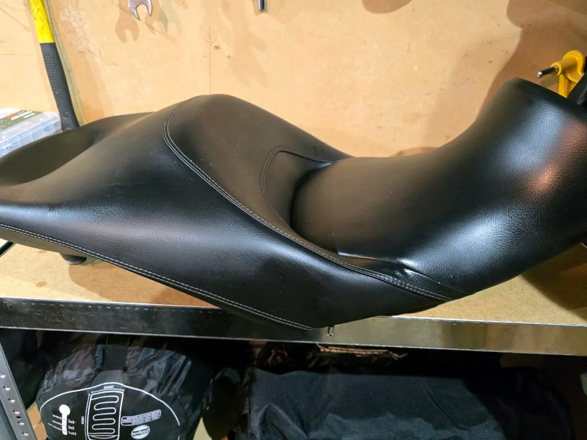 BMW K1600GT Low seat - Image 4