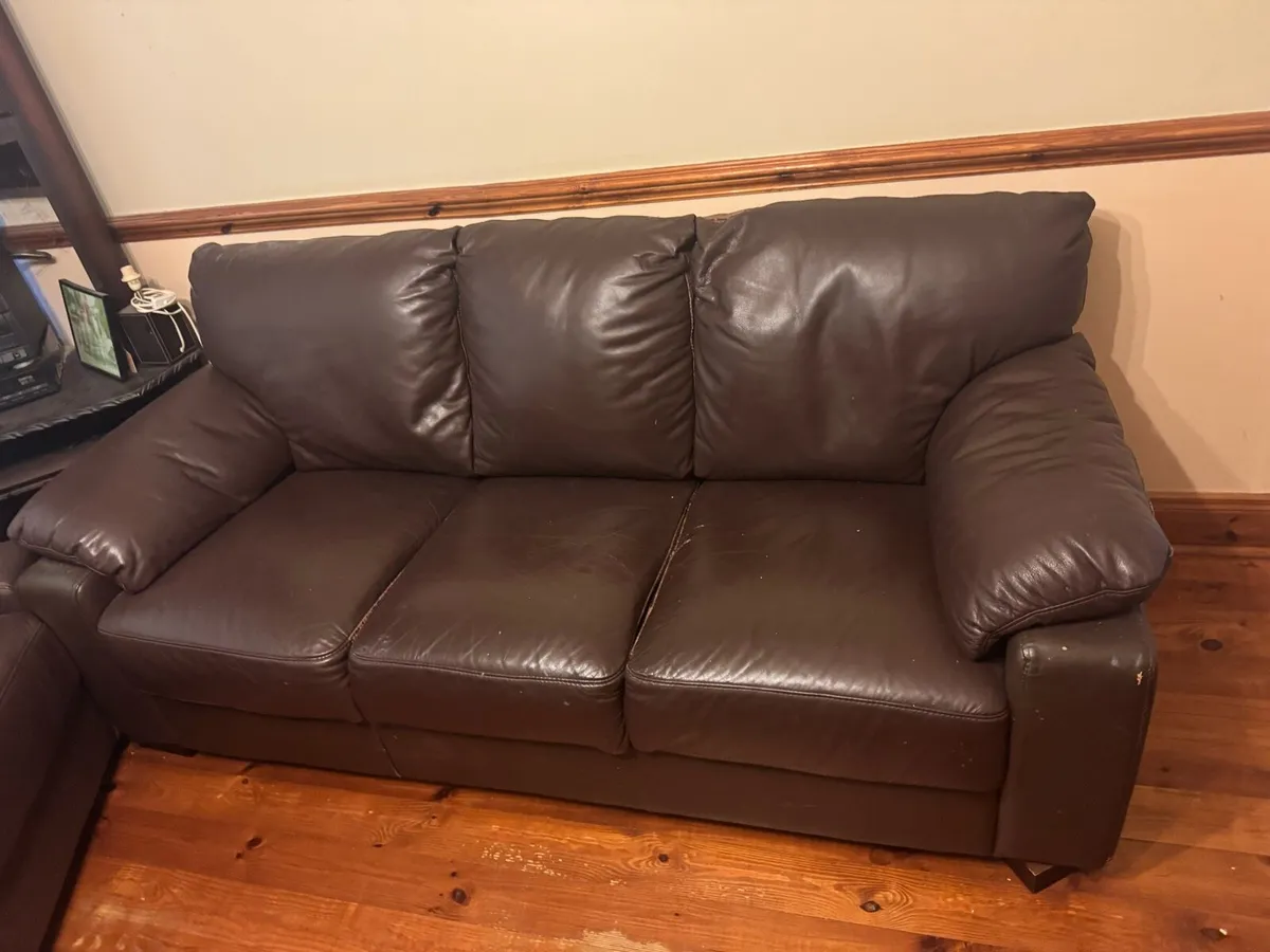 Leather sofa - Image 2