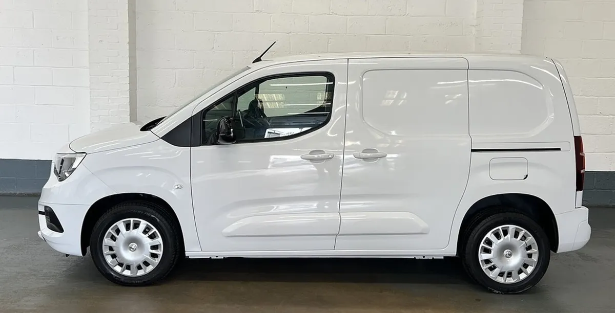 2023 Vauxhall Combo Panel Van - Image 1