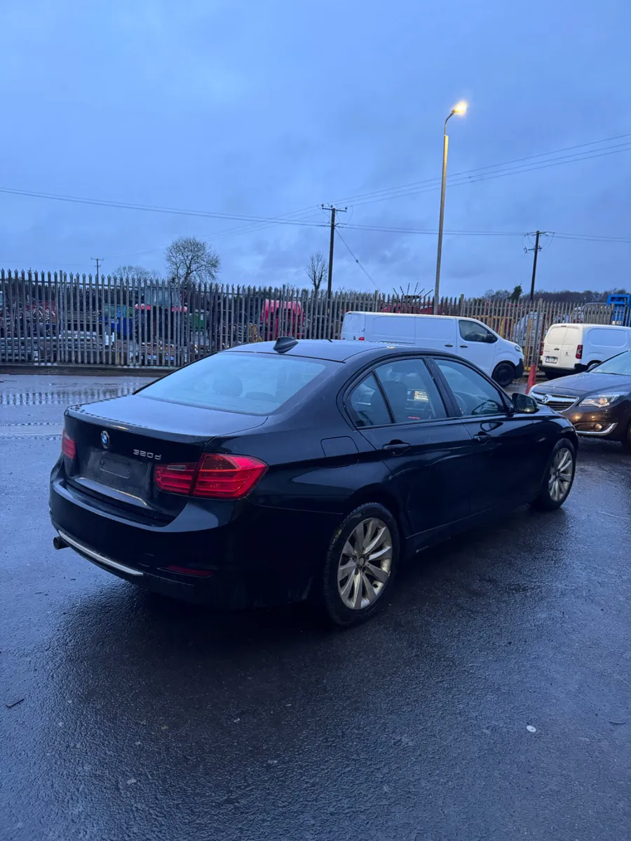 2013 BMW 320d N47D20C BREAKING - Image 2