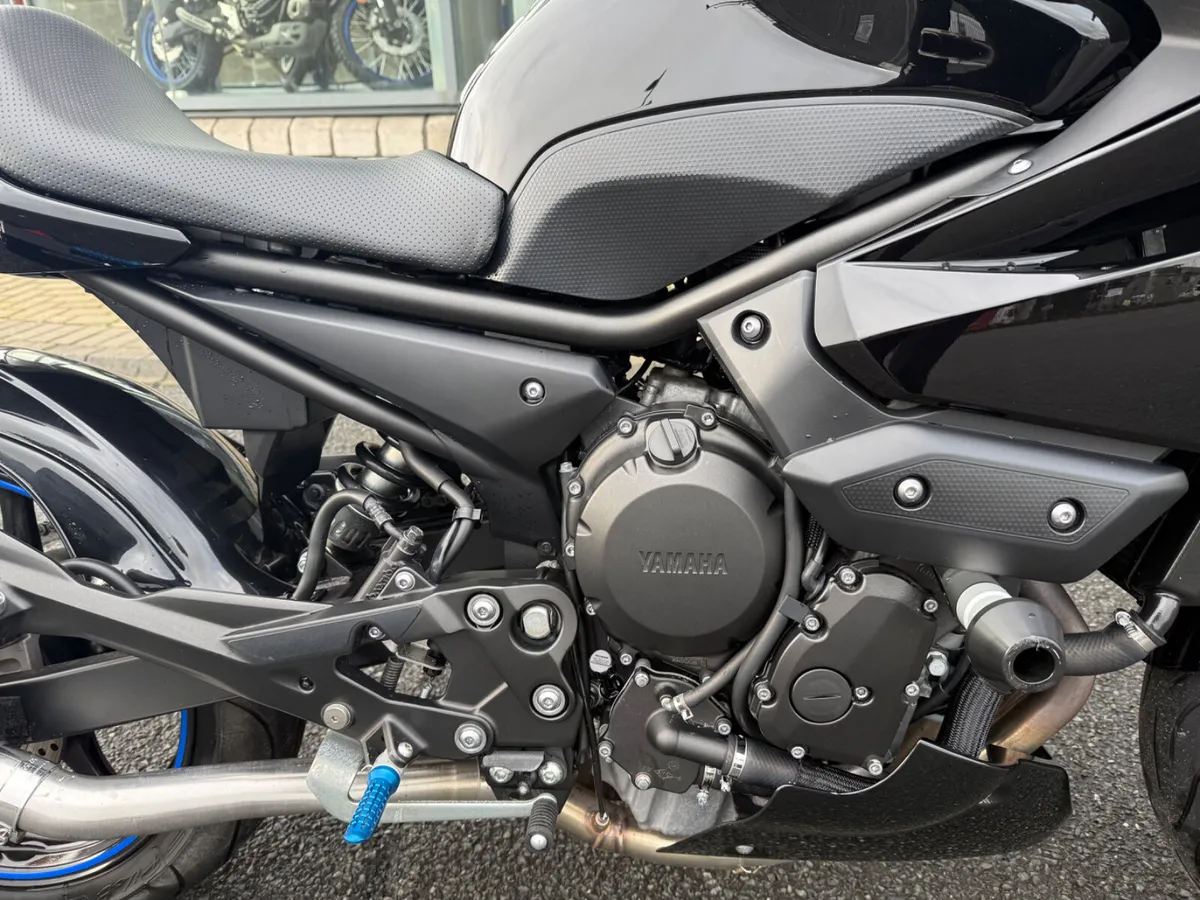 2011 Yamaha XJ6 Diversion - Image 3