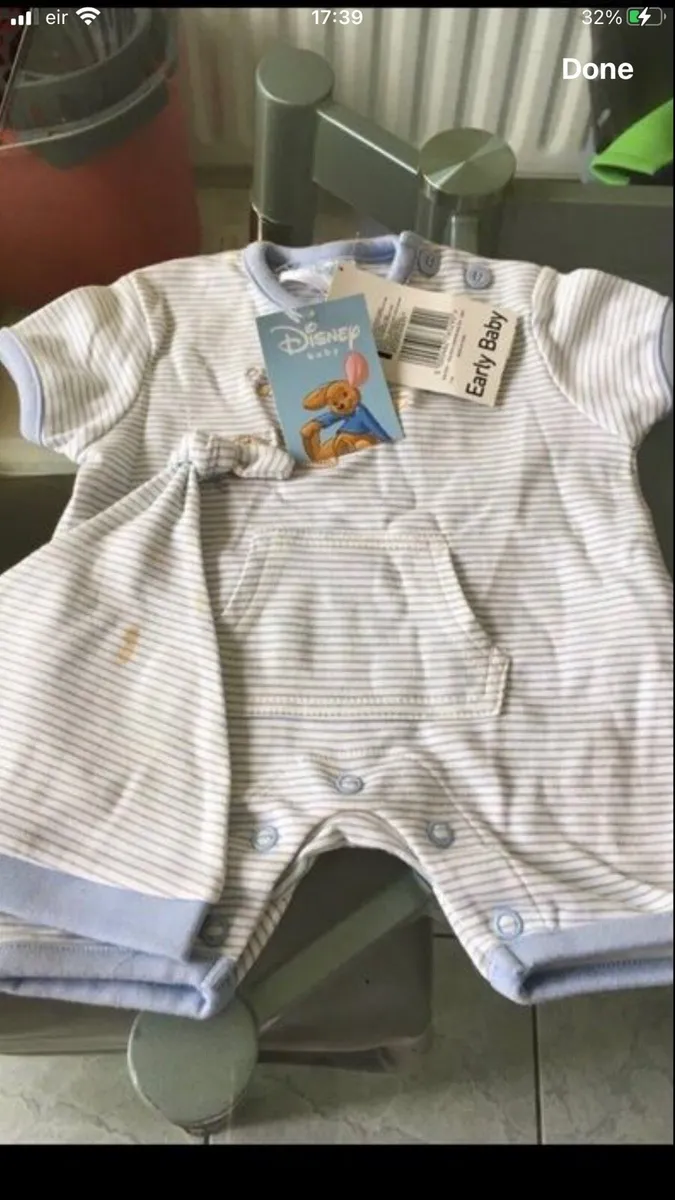 Boys BNWT newborn suit €5 - Image 1
