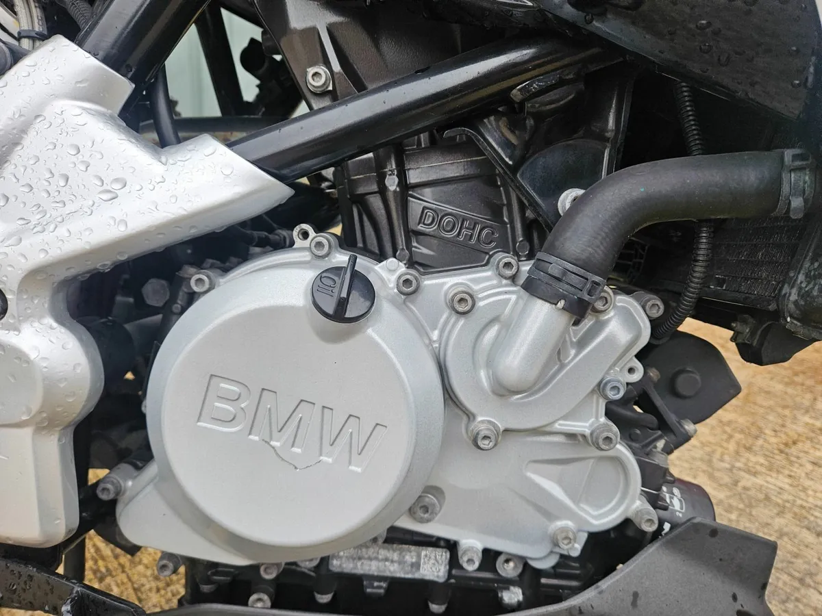 BMW G 310 R 2017 - Image 2