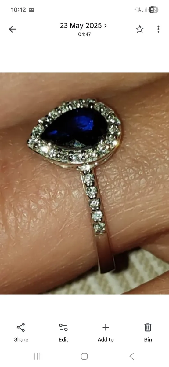 18 carat, white gold, diamond, blue sapphire ring - Image 1