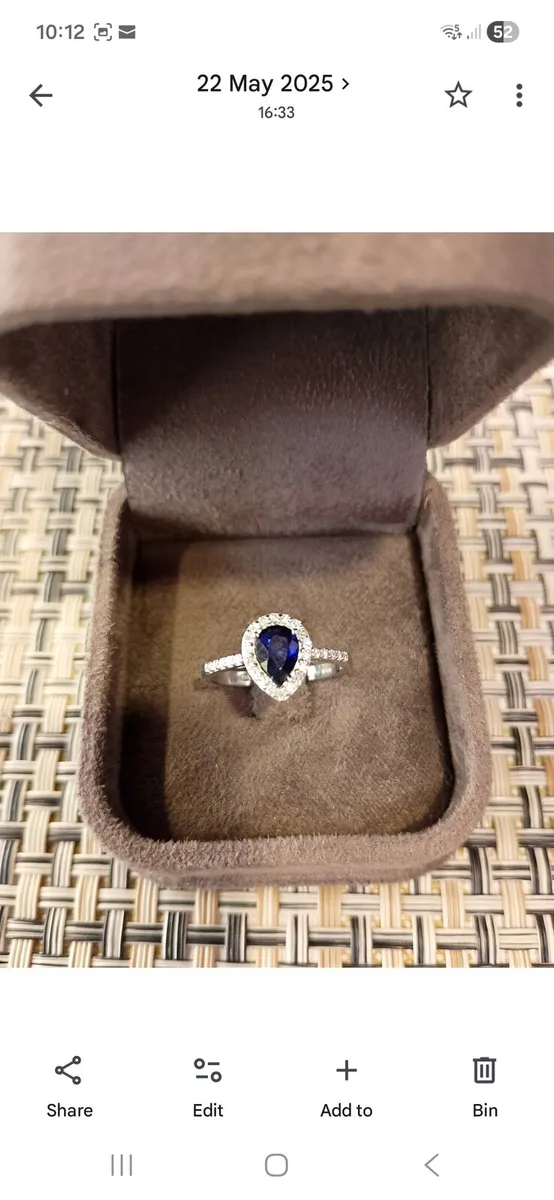 18 carat, white gold, diamond, blue sapphire ring - Image 2