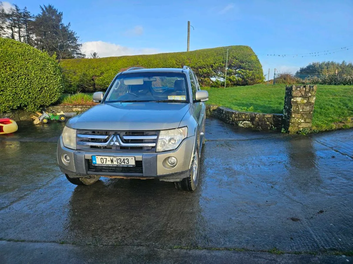 Mitsubishi Pajero - Image 3