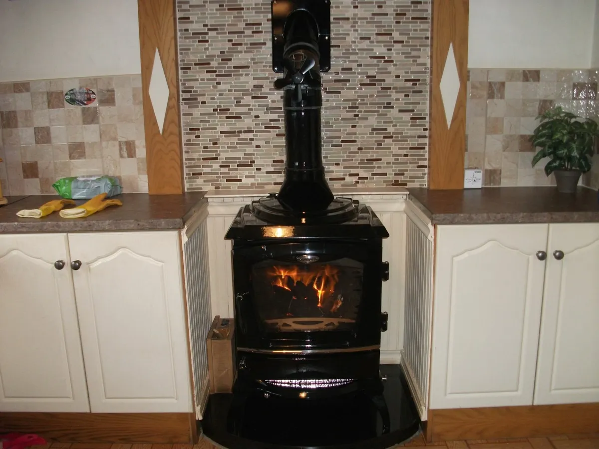 Stanley Reginald Solid Fuel Stove  As New - Image 1