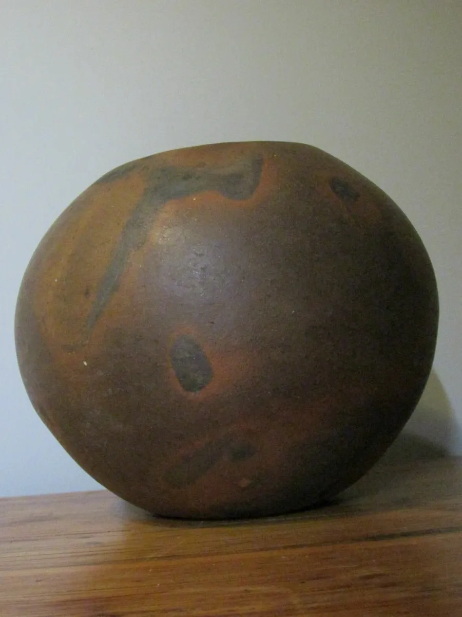 Original Zulu Clay Pot + 2 Decorative Pots - Image 2