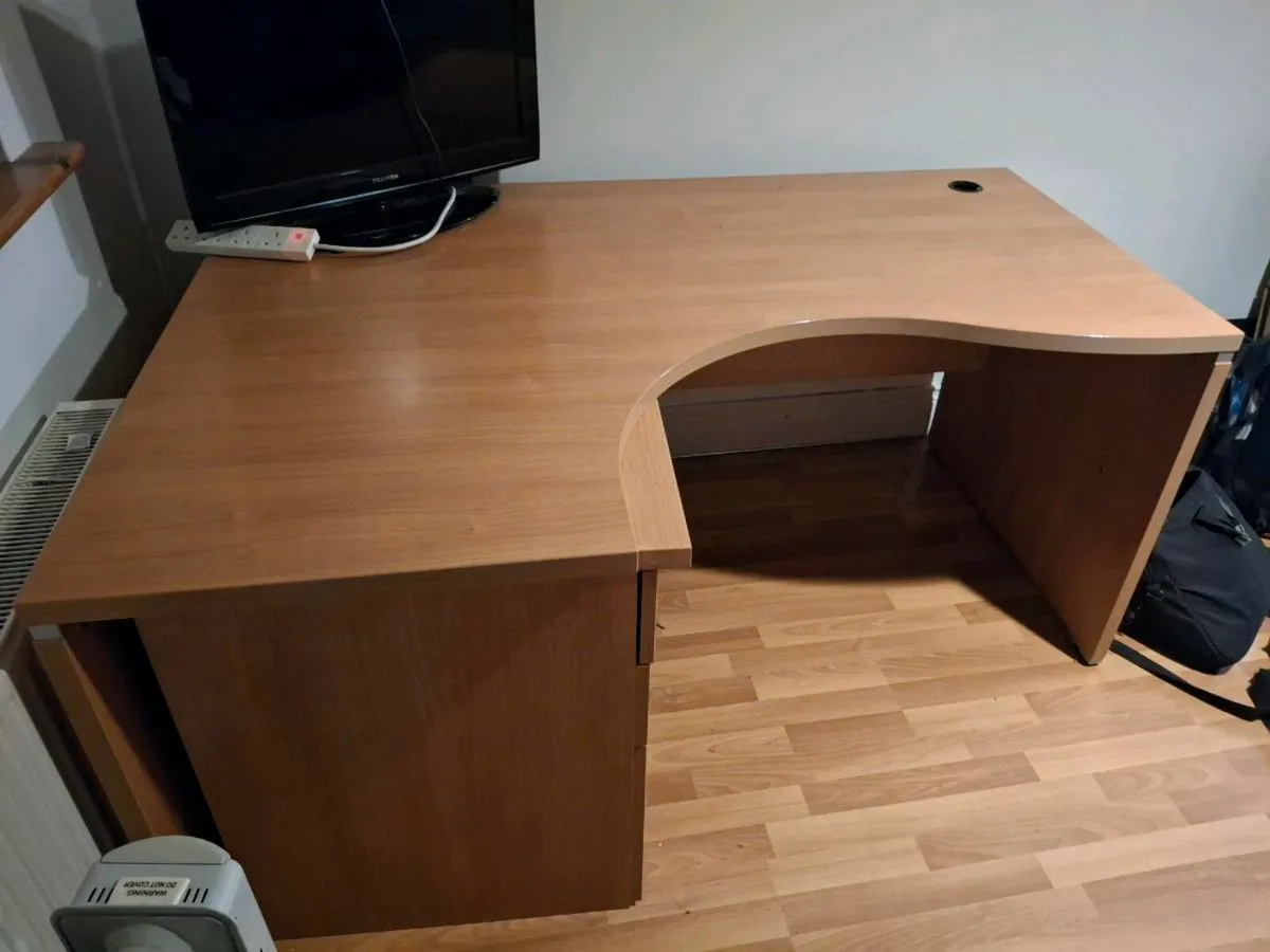 Office Desk - Image 2