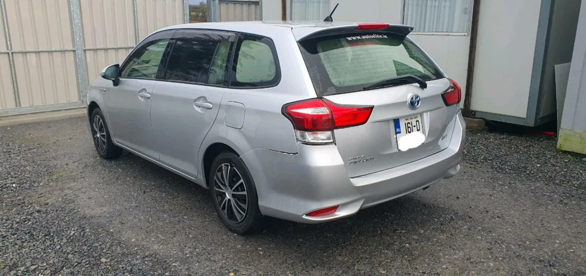 161 TOYOTA COROLLA HYBRID - Image 3