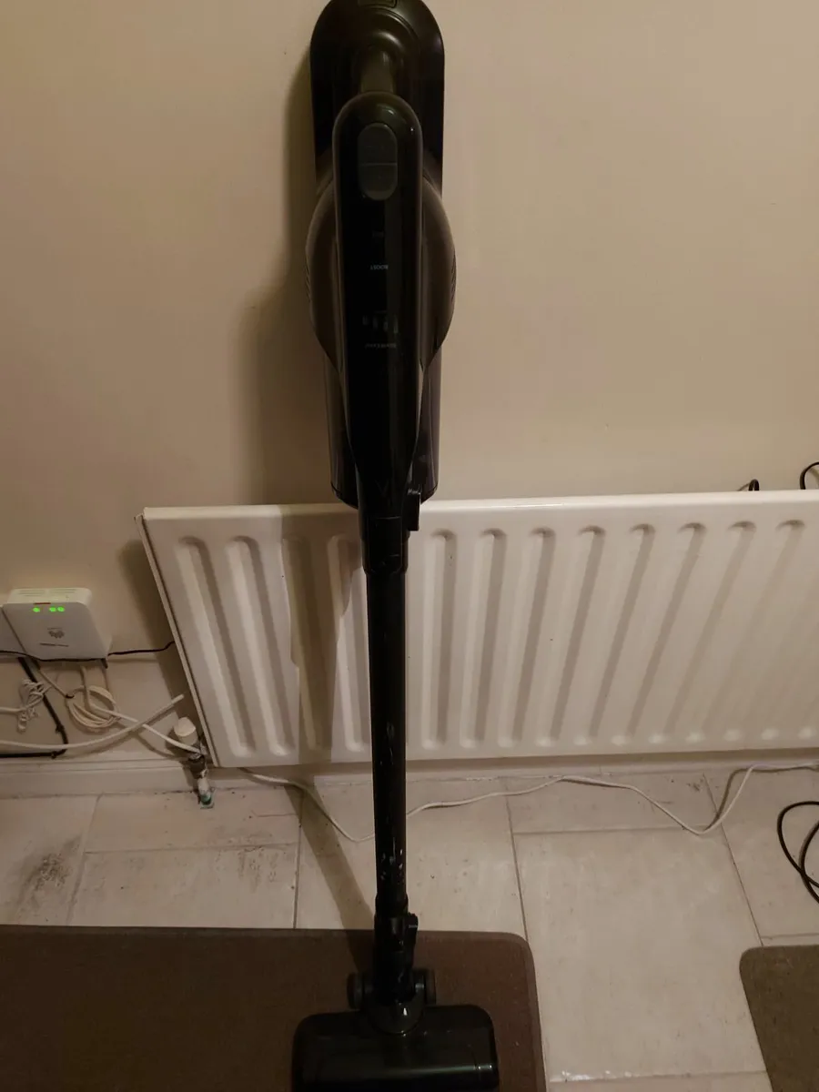 Silvercrest Cordless Cyclone Vacuum Cleaner SHAZ 2 - Image 1