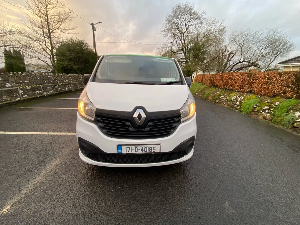 2017 Renault Traffic tested - Image 3