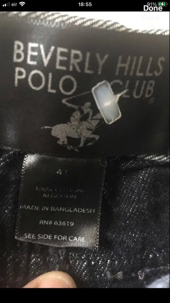 Boys BNWT shorts age 4 €10 - Image 3