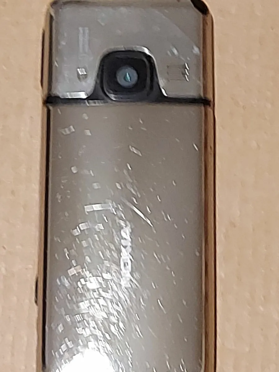 Nokia 6700c-1 Three Network - Image 4