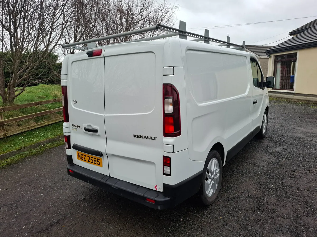 2019 Renault Trafic sport - Image 4