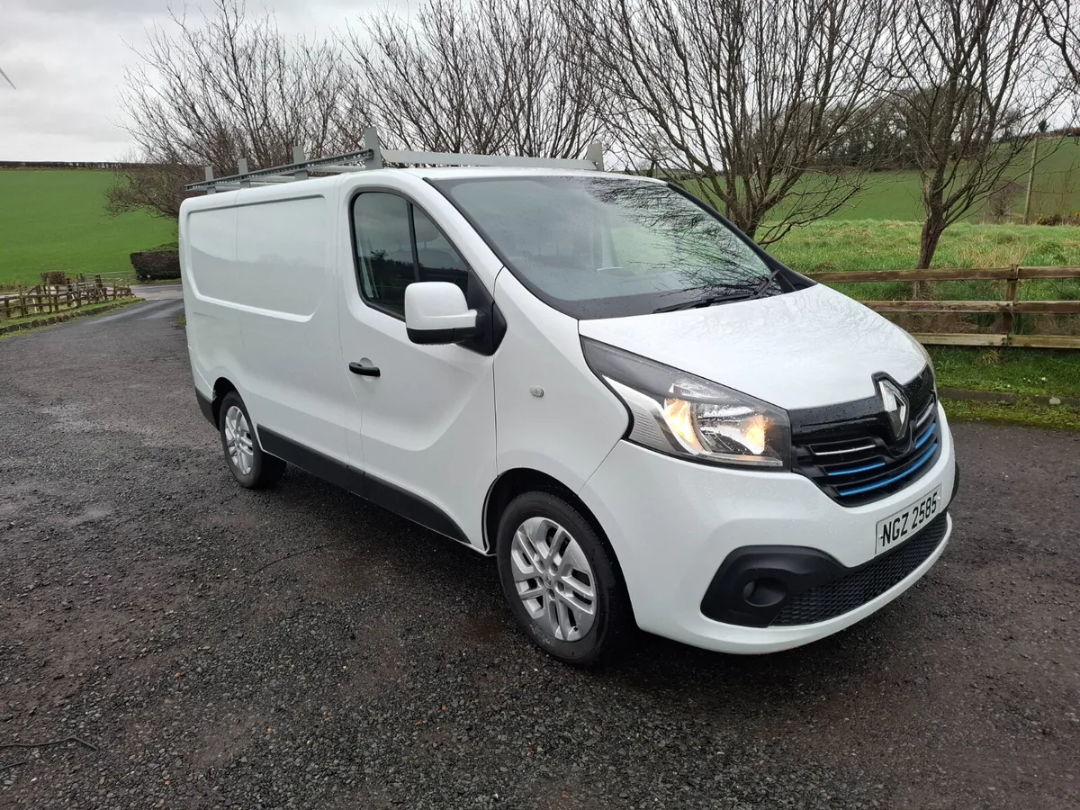 2019 Renault Trafic sport - Image 1