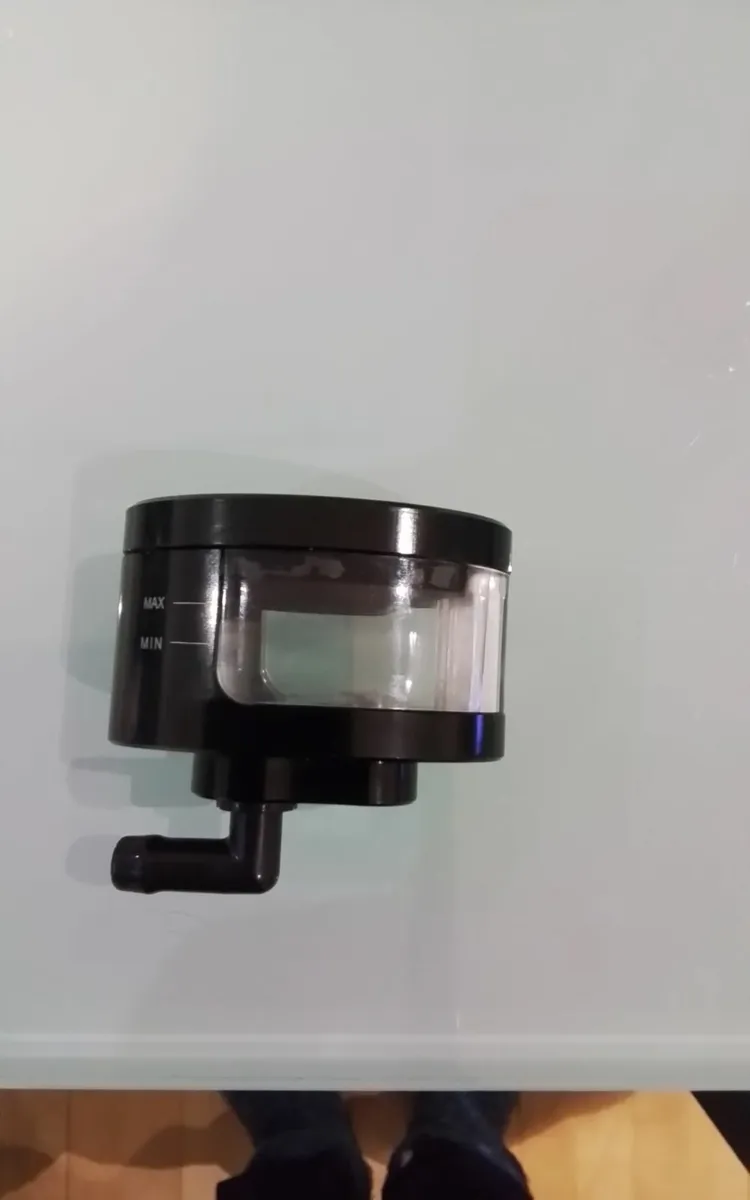 Rizoma Clutch Reservoir - Image 2