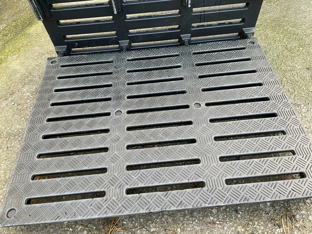 Calf Slats - Image 1