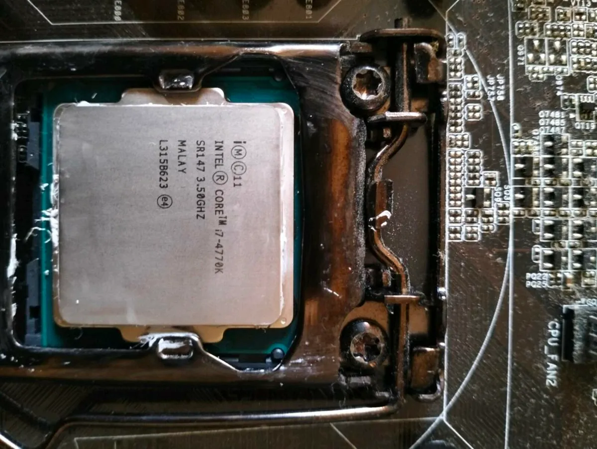 High-Performance PC Bundle - Image 2