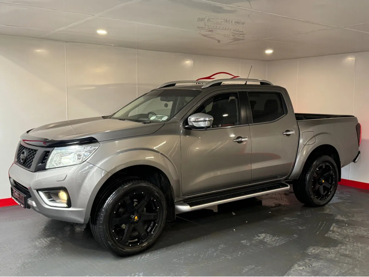 Nissan Navara 2.3 DCI TEKNA 4DR AUTO - Image 4
