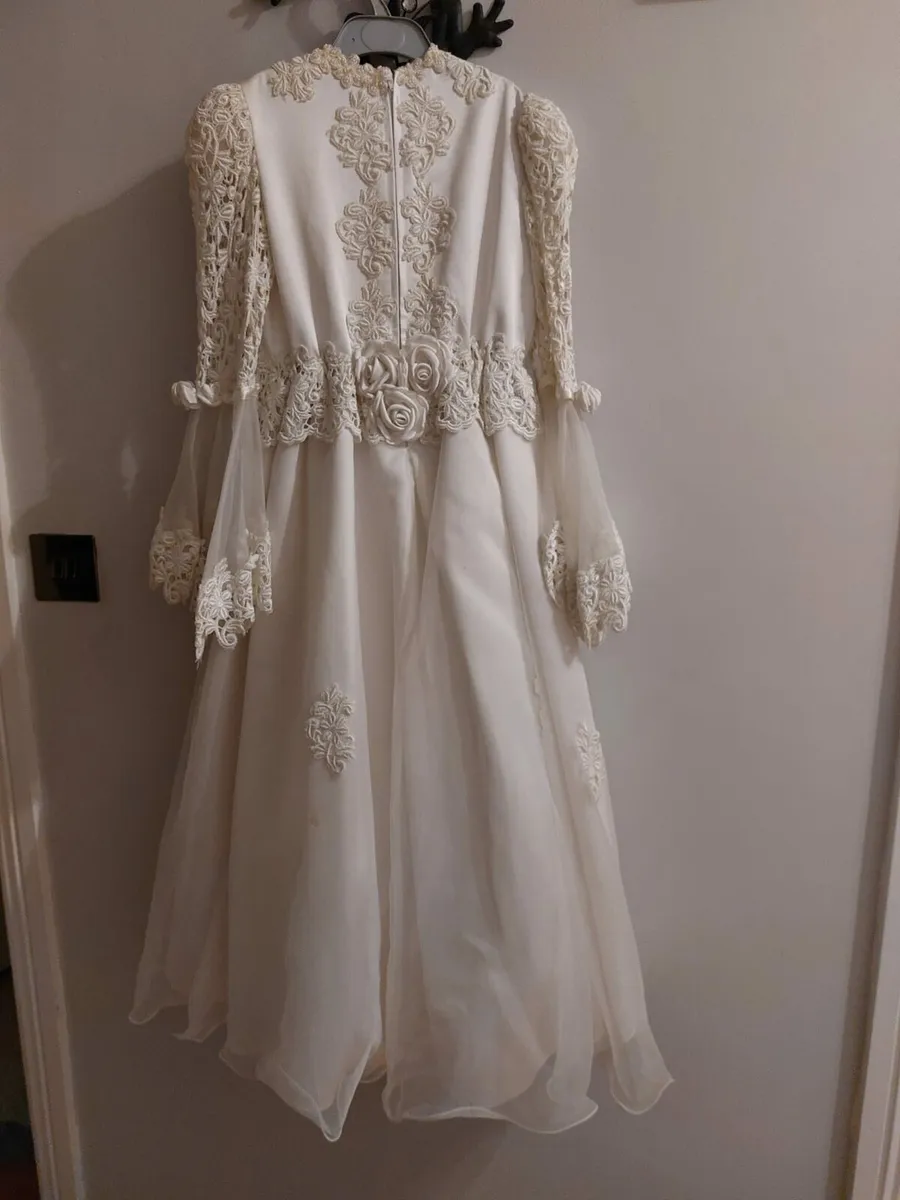 Communion dress - Image 2