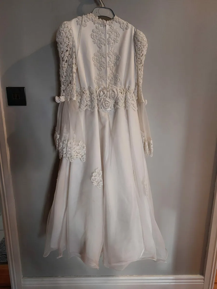 Communion dress - Image 3