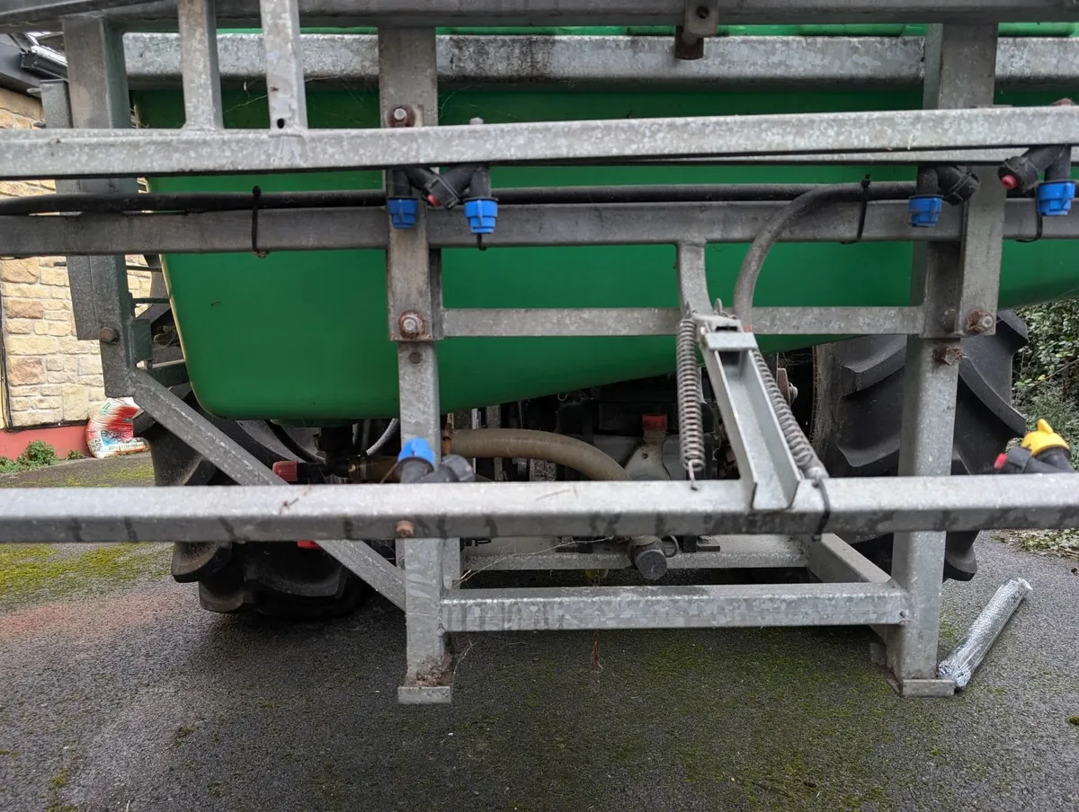 bury sprayer - Image 2