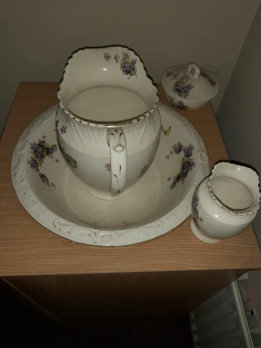 Antique  wash set - Image 2